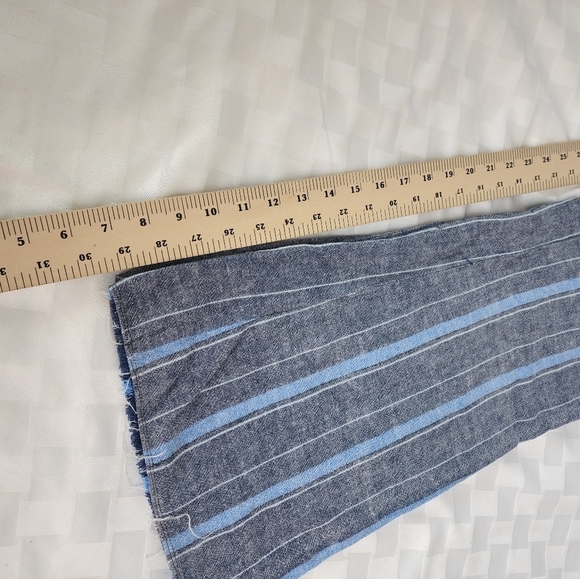 Indigo Rein Blue Striped Linen Flat Front Six Button Distressed Hem Pants Size 7 - Picture 5 of 8